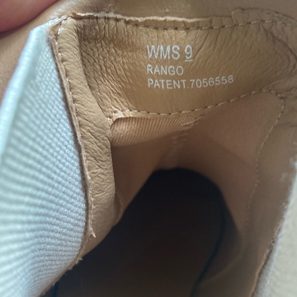 Dolce Vita Rango Lug Sole Ankle Boots booties size 9 - Picture 9 of 9